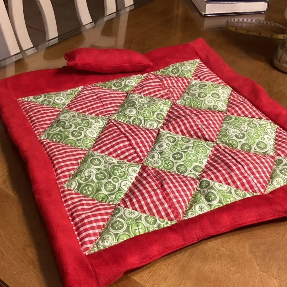 NWOT Hand Crafted Reversible Quilted Stuffed Animal/Doll Quilt